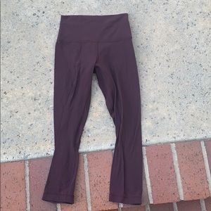 LULU LEMON MAROON/PLUM LEGGINGS !